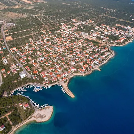 Seaside House For Families With Children Mandre, Pag - 22604 Kolan