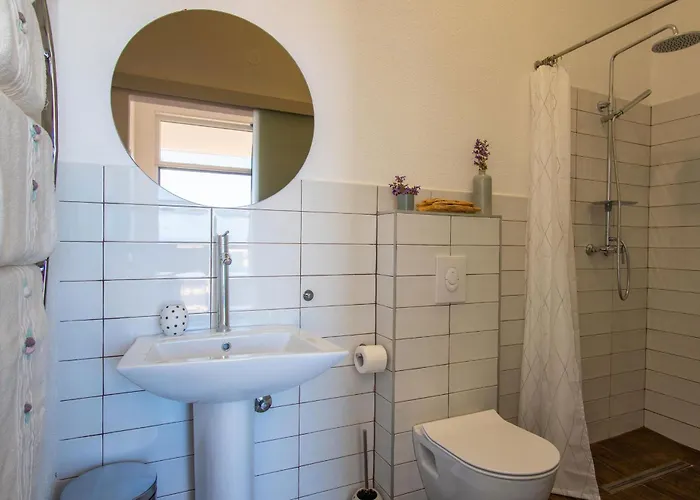 Seaside House For Families With Children Mandre, Pag - 22604 Дом отдыха *