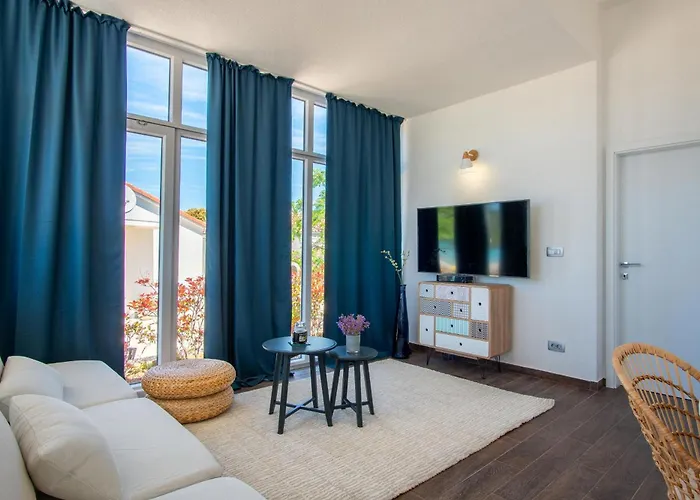 Seaside House For Families With Children Mandre, Pag - 22604 度假居 *