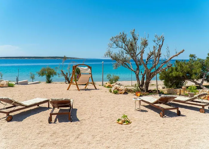 Seaside House For Families With Children Mandre, Pag - 22604 *